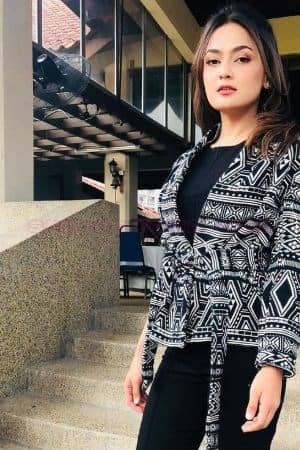 Sonia Busty College Girl Escorts in Mumbai