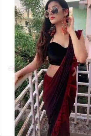 Jvnne Busty foreigner girls escorts